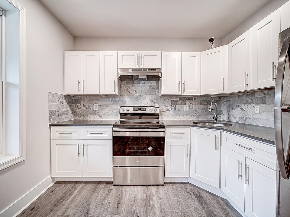 1st image of 2825 N Newkirk St #5