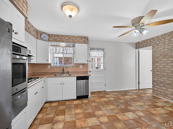 5th image of 715 Avenue H