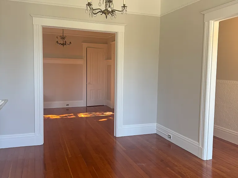 82 Beaver St — Photo 4