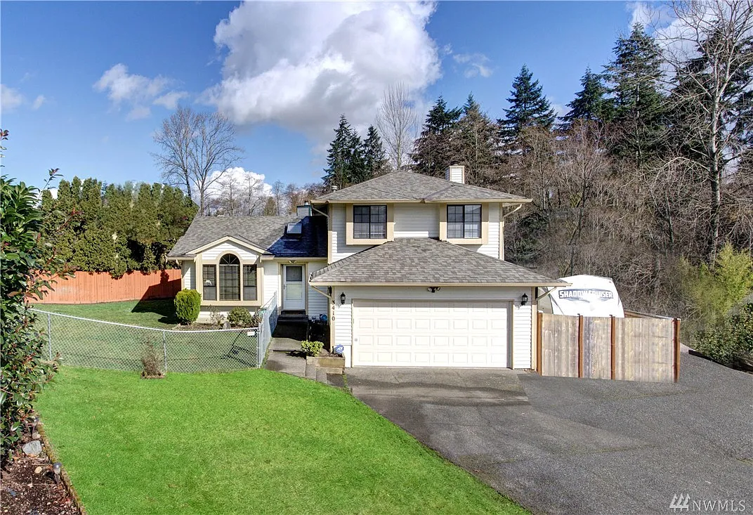 3410 S 299th St photo 1