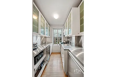 Rented by Fox Residential Group