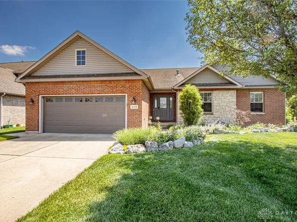 420 Clover Hill Dr, Tipp City, OH 45371