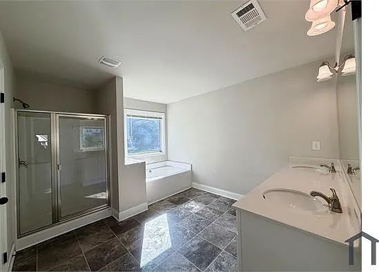 235 Sanctuary Dr — Photo 20