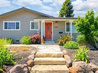 1295 Marian Way, Petaluma, CA, 94954