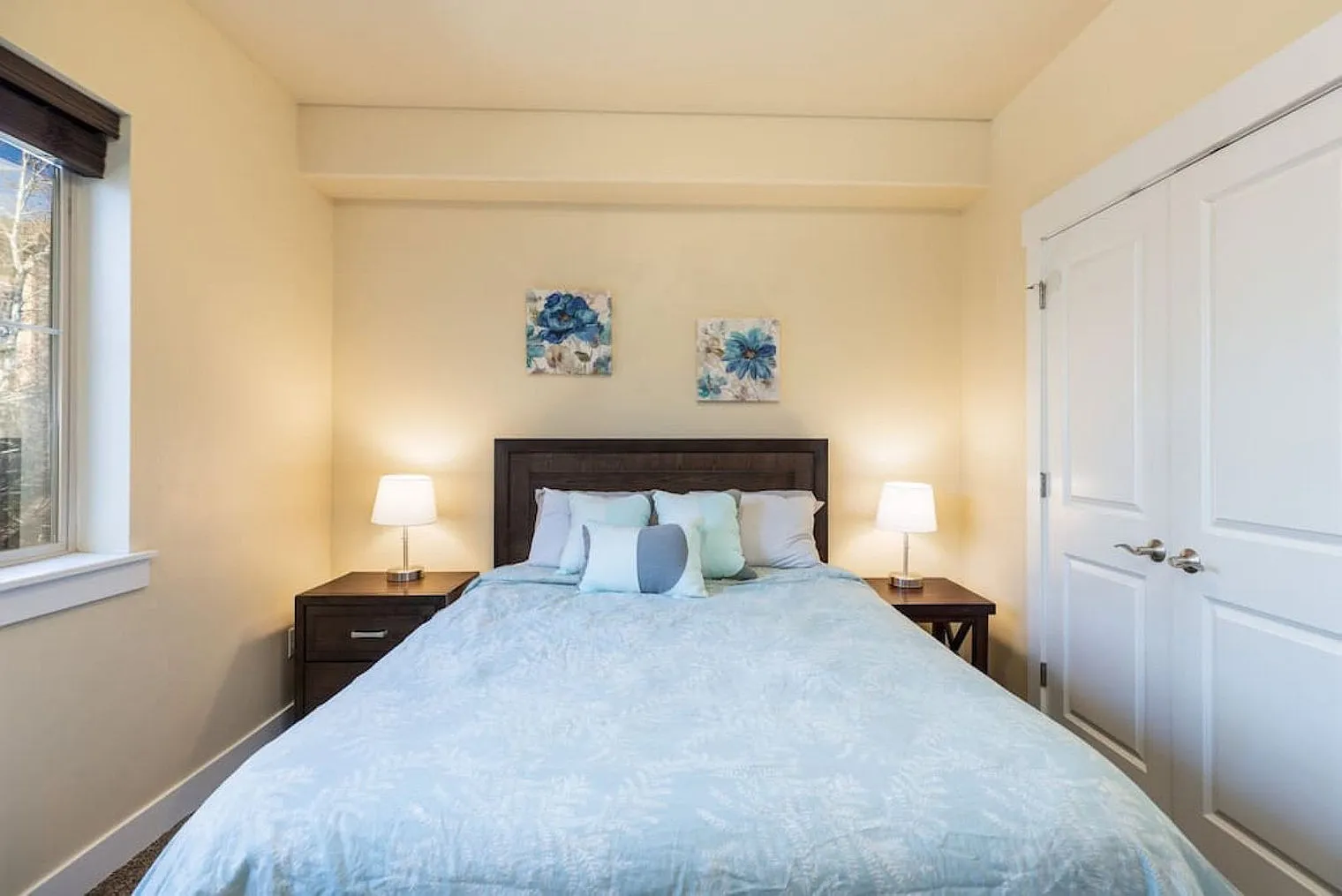 3 bed, 2.0 bath, $4,111 — Photo 4