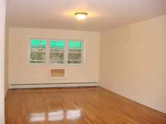 Rented by Citi Group Real Estate Inc | media 1