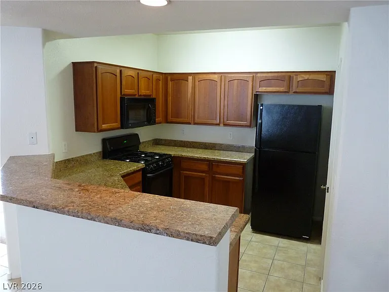 5855 Valley Dr #2030 — Photo 9