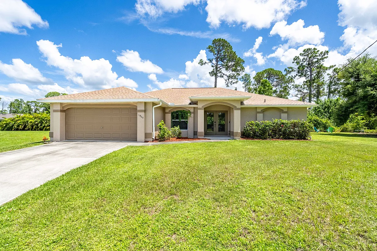 Building Photo - 1460 Gorge Ct