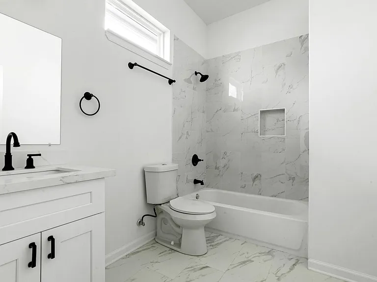 3320 Hollygrove St — Photo 7