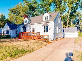 203 Sunset Rd, Avon Lake, OH 44012