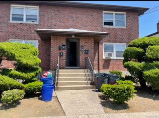 45 Benedict Ave APT 2, Valley Stream, NY 11580