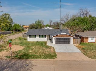 2333 Elwood Dr, Edmond, OK 73013