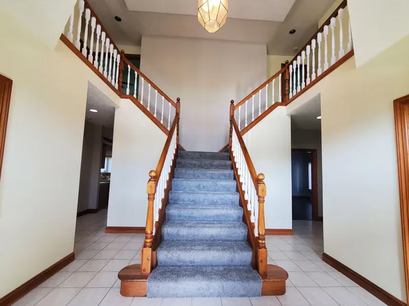 324 Redwood Blvd, Dayton, OH 45440