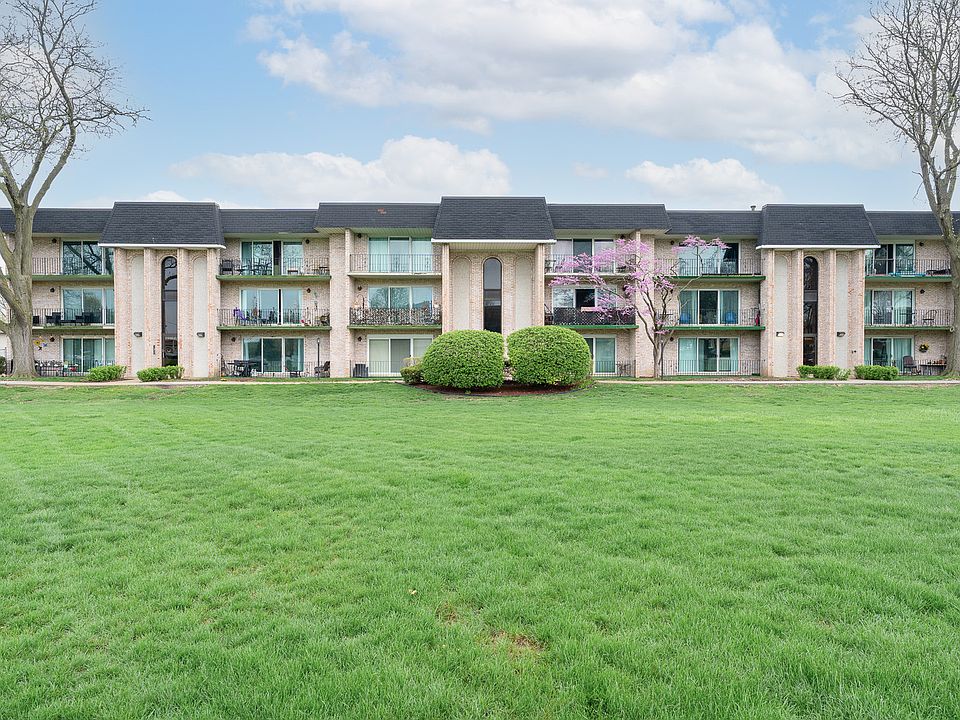 1st image of 9202 S Pulaski Rd APT 1E