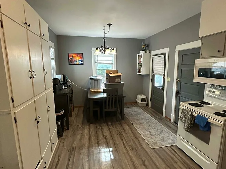 301 Mound Park Dr — Photo 12