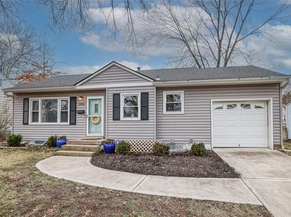 5006 Briar St, Roeland Park, KS 66205