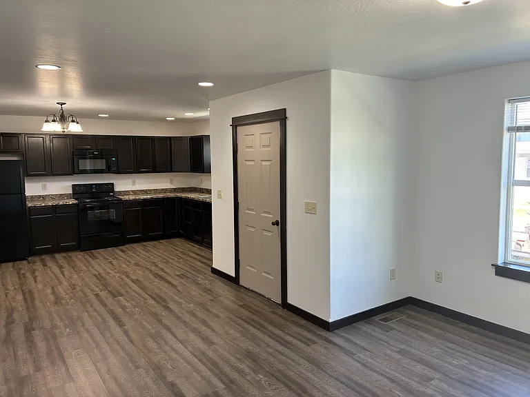 2286 Gallatin Green Blvd #C — Photo 3