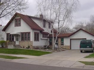 118 16th Ave N, Hopkins, MN 55343