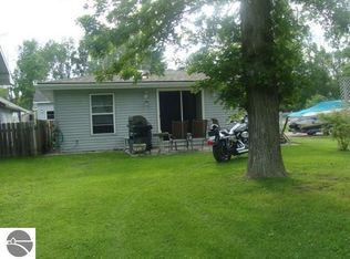 5402 Elm St, Standish, MI 48658