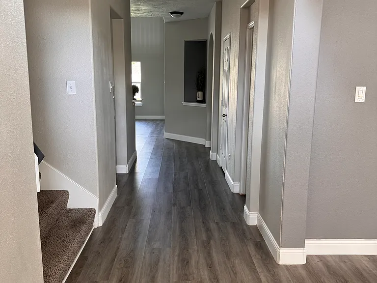 2810 Lockeridge Pines Dr — Photo 3