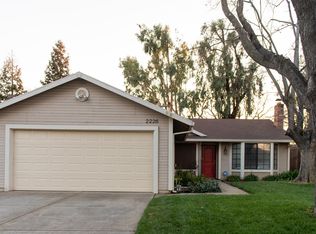 2226 Coroval Dr, Sacramento, CA 95833