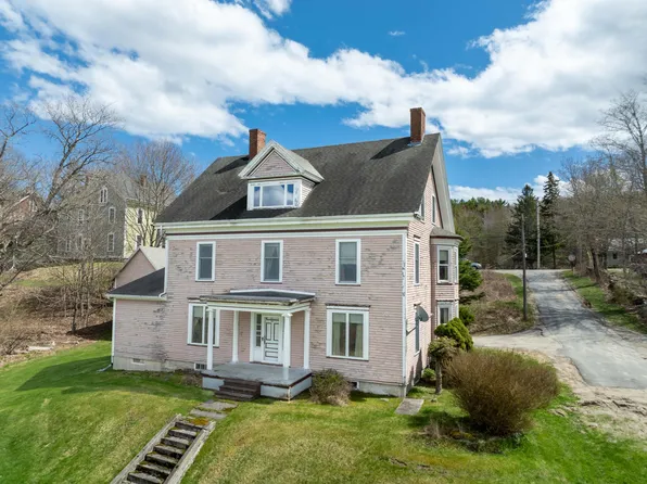4 Elliot Street, Machias, ME 04654