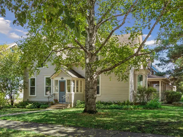 219 Nevada St S, Northfield, MN 55057