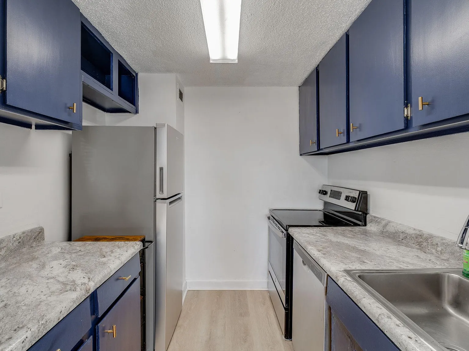 1520 Senate St — Photo 4