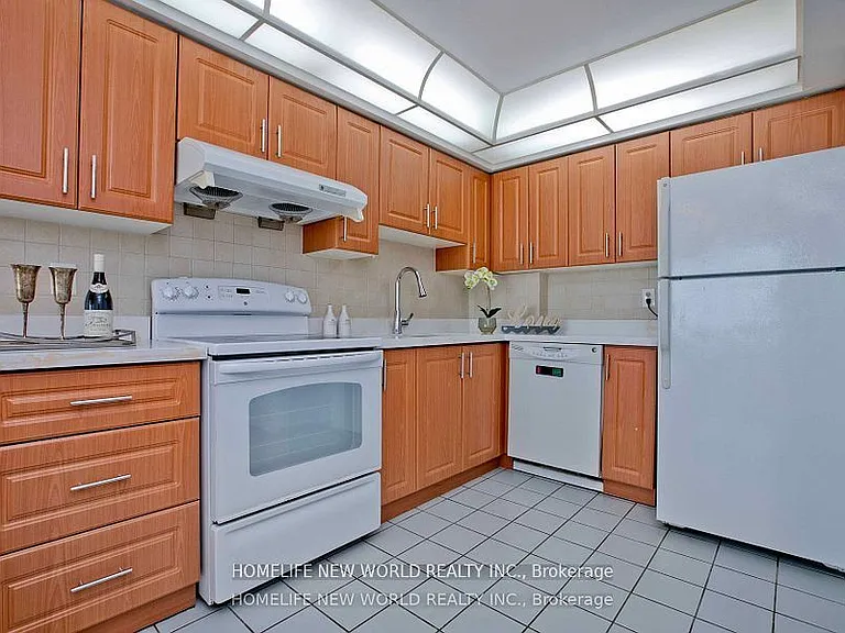 4727 Sheppard Ave E #1205 — Photo 5