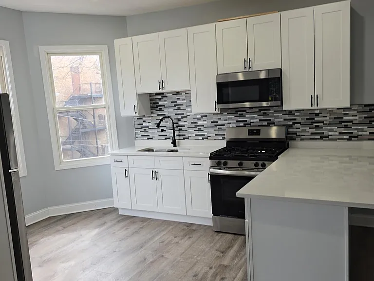 520 N Long Ave #2 — Photo 3