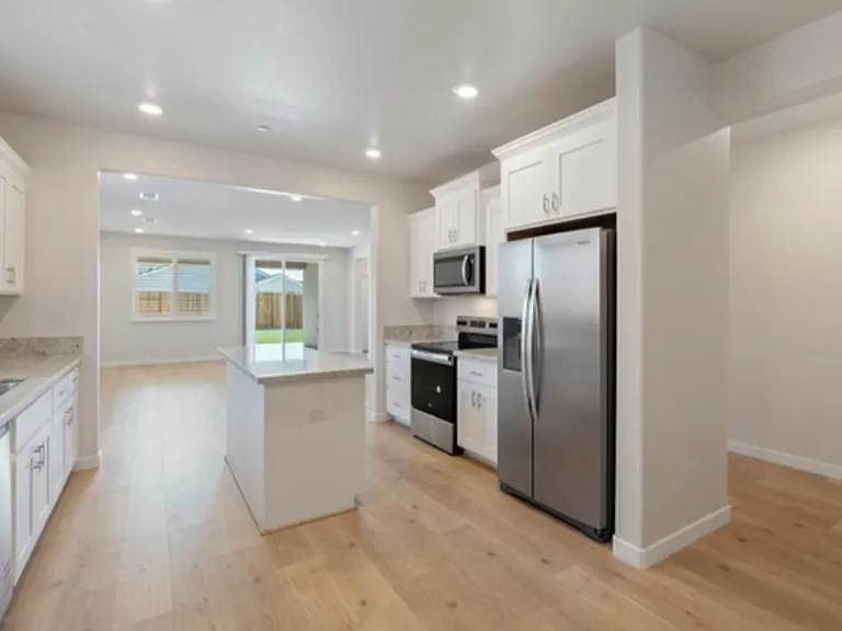 7160 El Cerrito Way — Photo 3