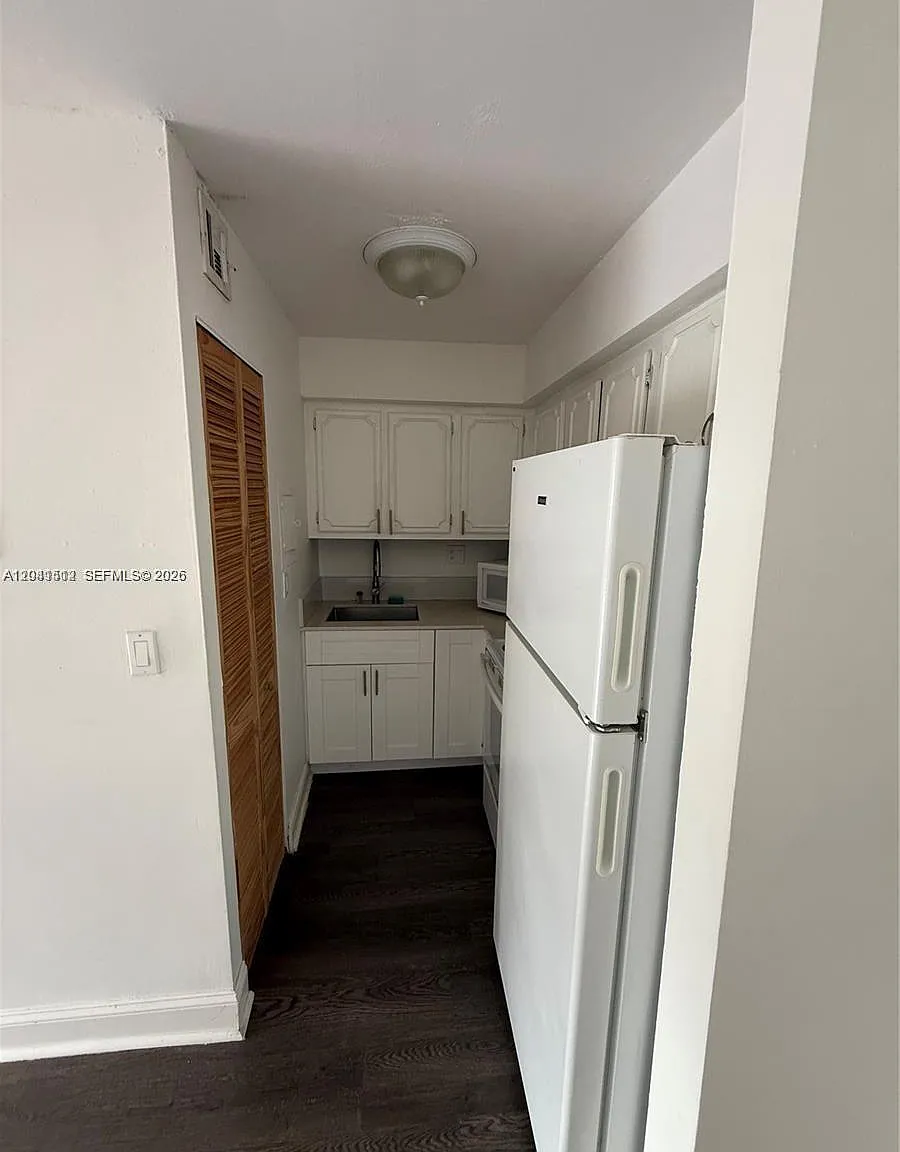 El Cid Condo — Photo 4