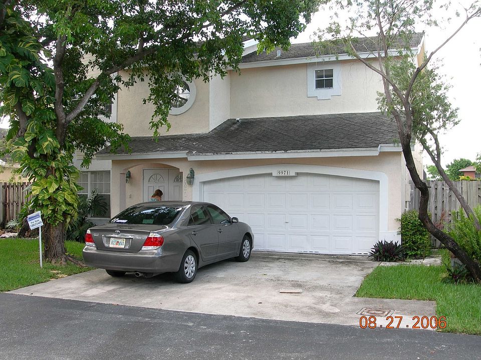 1st image of 9971 NW 51st Ln