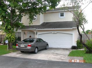 9971 NW 51st Ln, Doral, FL 33178
