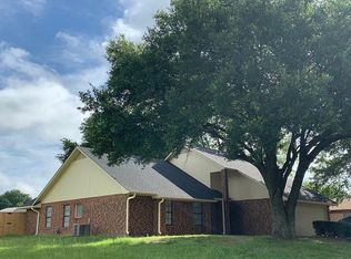 1104 Carolina St, Jacksonville, TX