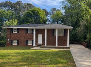 1672 Derwin Brown Dr, Decatur, GA 30035