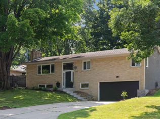 240 15th Ave NW, New Brighton, MN 55112