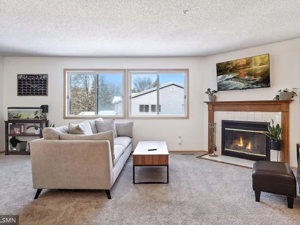 3191 Manitou Dr #16, White Bear Lake, MN 55110
