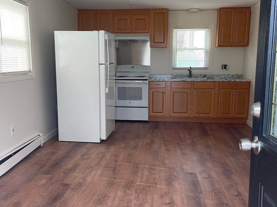 Eat in Kitchen