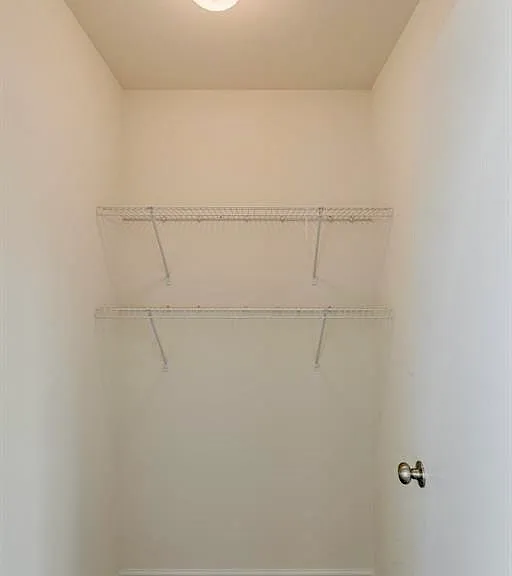 105 Bayside Ln — Photo 12