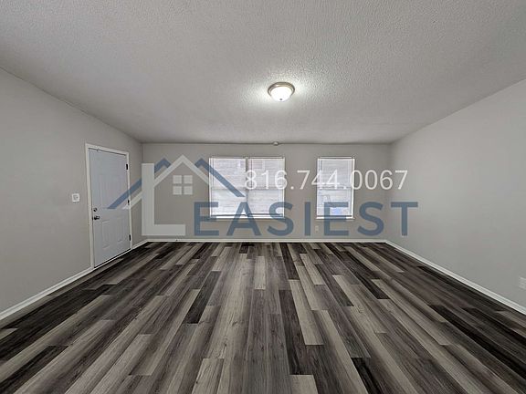 3rd image of 2606 Garfield Ave
