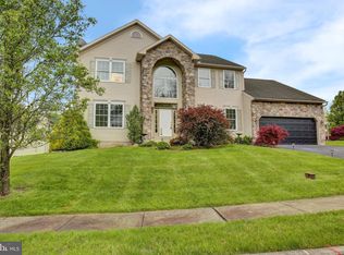 20 Hayden Cir, Reading, PA 19606
