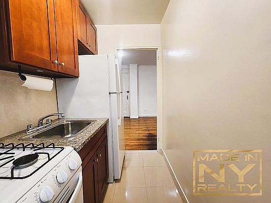 1st image of 64-41 Saunders St APT 114
