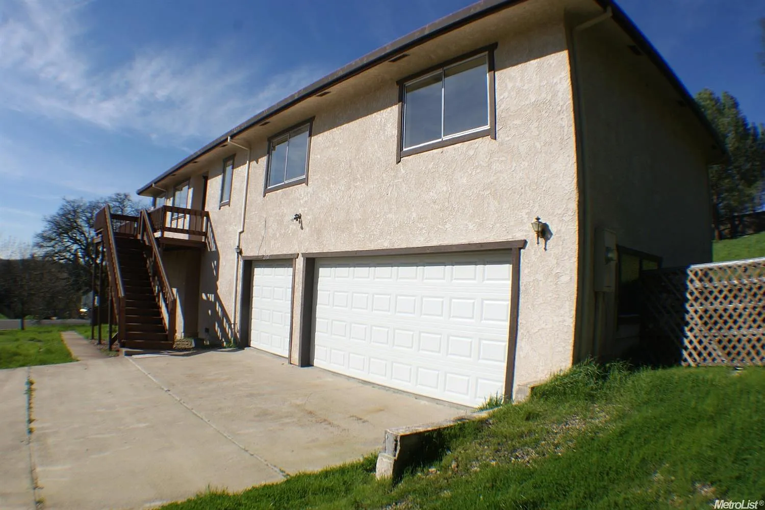 3 bed, 1600 sqft, $2,475 — Photo 1