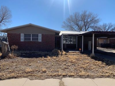 943 E Winkler St, Kermit, TX, 79745