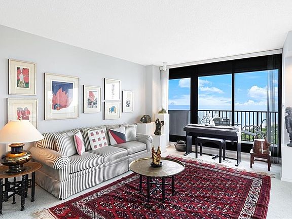 4th image of 4005 Gulf Shore BLVD N #1001