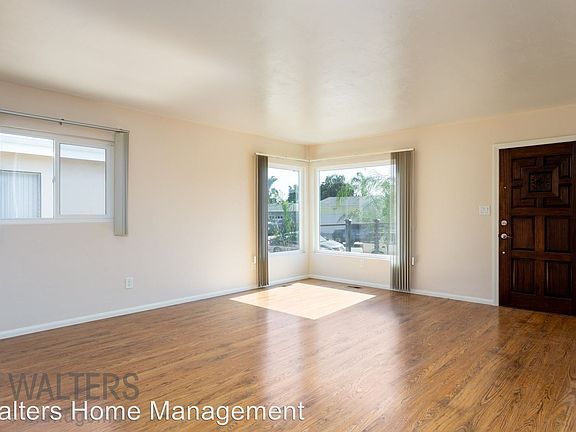 3rd image of 4954 Gallatin Way