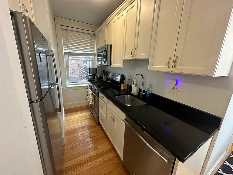29 Grove St #6 — Photo 1