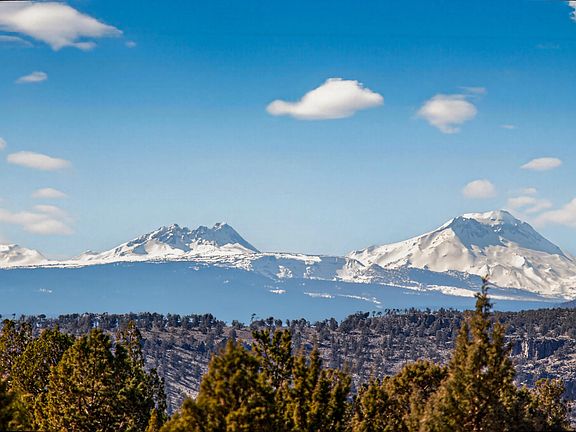 2nd image of 14638 SE Crow Rd