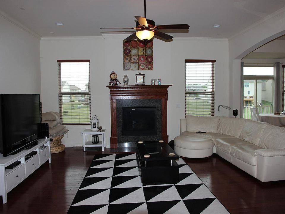 1st image of 4285 Cherry Blossom Dr